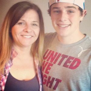 Meet your Posher, Val